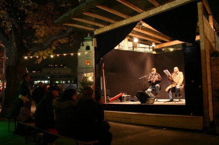 2010: Die tolleste & beste Bühne in all 7 Jahren vor der Karlskirche
